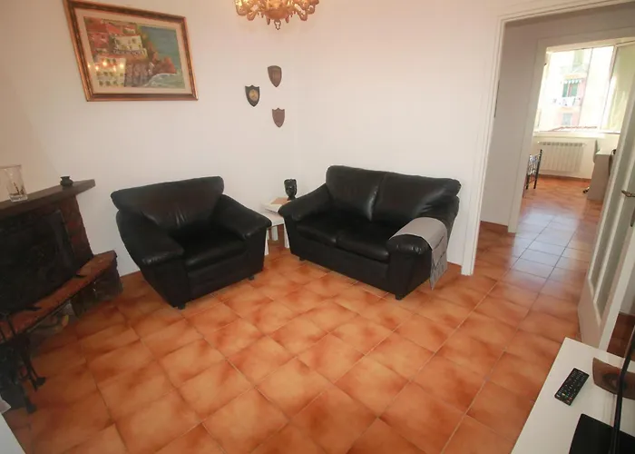 Papapeo Feriehus La Spezia